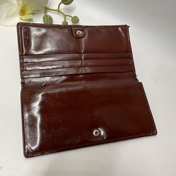 Authentic GUCCI Patent Leather Bifold Long Wallet Brown - Picture 6 of 15